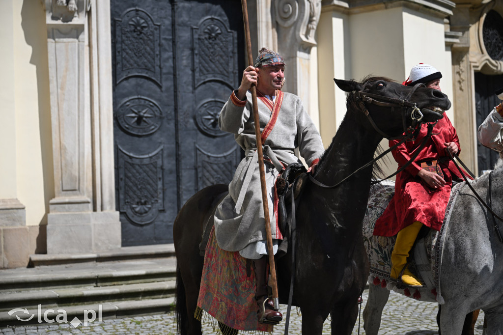 Legnickie Pole 1241 edycja 2015 rozpoczęta paradą