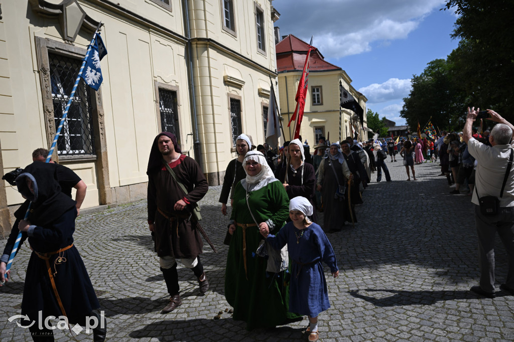 Legnickie Pole 1241 edycja 2015 rozpoczęta paradą