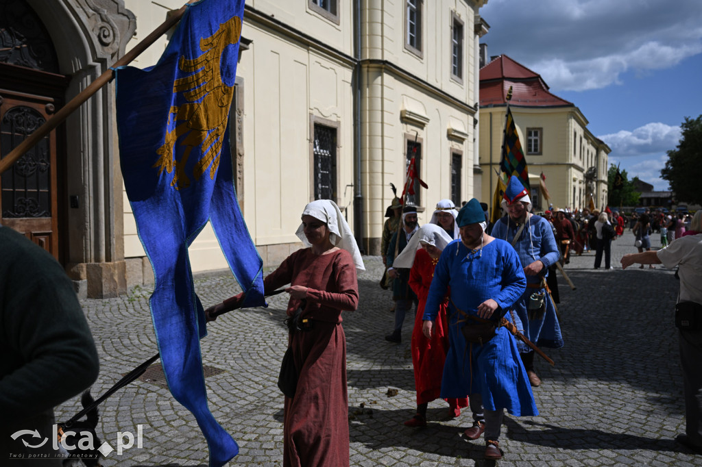 Legnickie Pole 1241 edycja 2015 rozpoczęta paradą