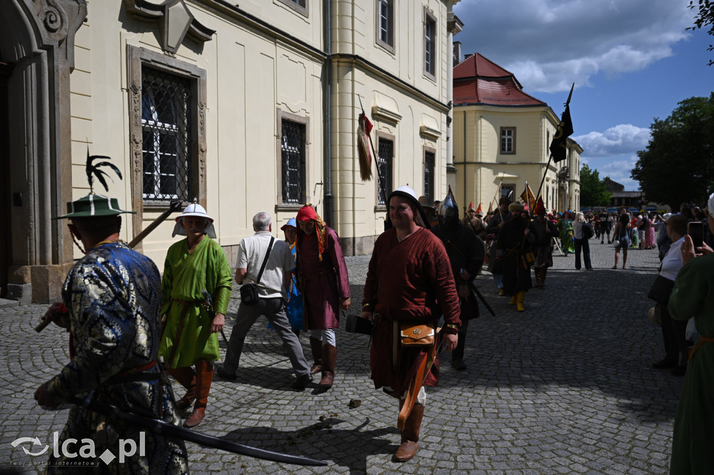 Legnickie Pole 1241 edycja 2015 rozpoczęta paradą