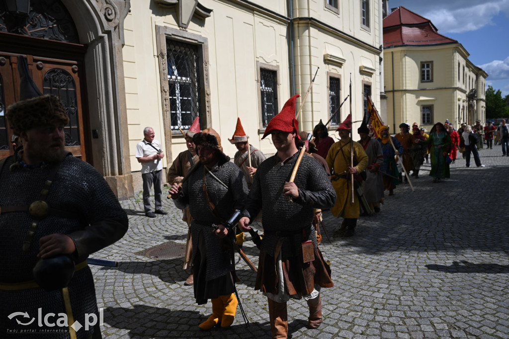 Legnickie Pole 1241 edycja 2015 rozpoczęta paradą