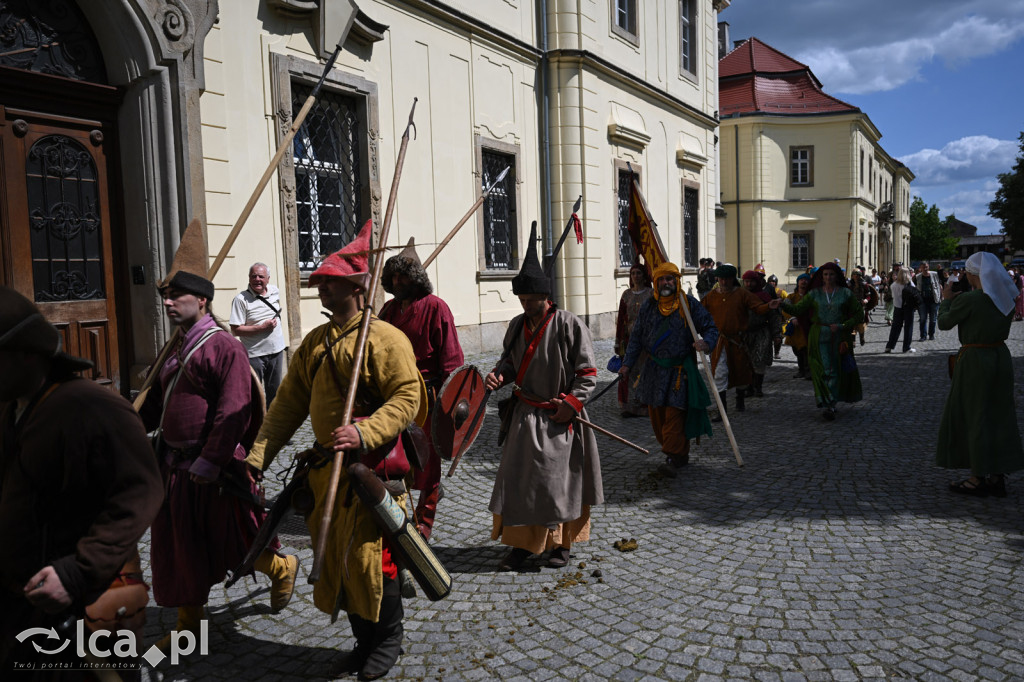 Legnickie Pole 1241 edycja 2015 rozpoczęta paradą