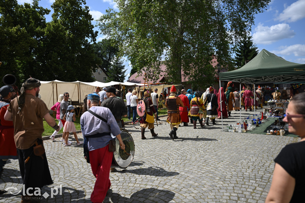 Legnickie Pole 1241 edycja 2015 rozpoczęta paradą