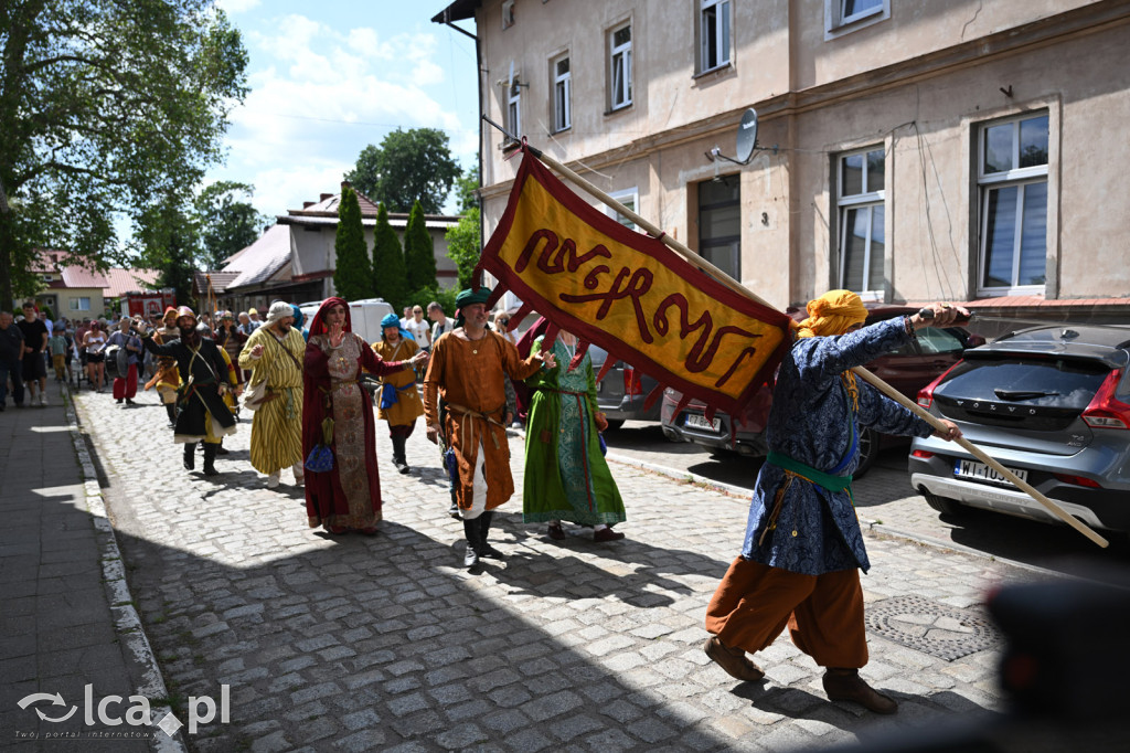 Legnickie Pole 1241 edycja 2015 rozpoczęta paradą