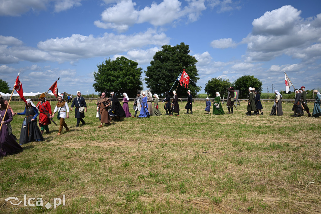 Legnickie Pole 1241 edycja 2015 rozpoczęta paradą