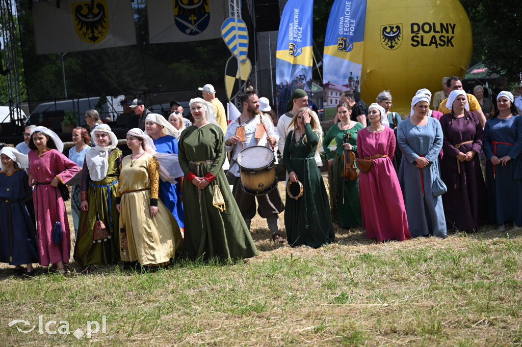 Legnickie Pole 1241 edycja 2015 rozpoczęta paradą