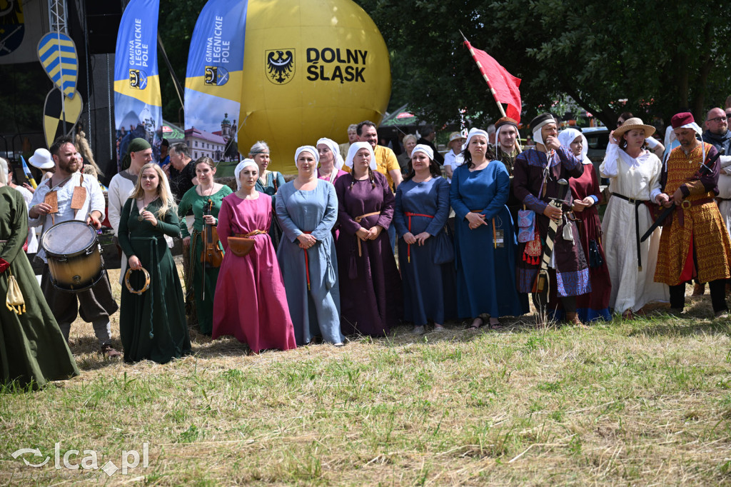 Legnickie Pole 1241 edycja 2015 rozpoczęta paradą