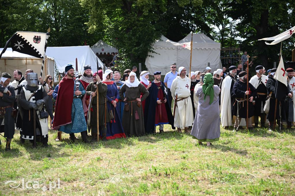 Legnickie Pole 1241 edycja 2015 rozpoczęta paradą