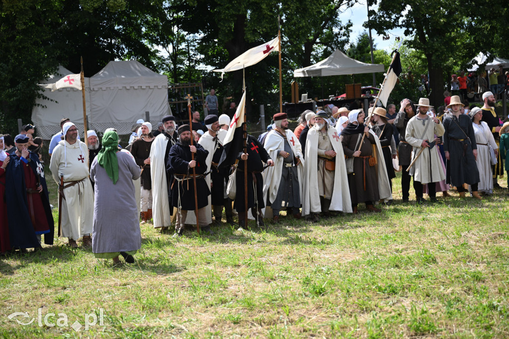 Legnickie Pole 1241 edycja 2015 rozpoczęta paradą