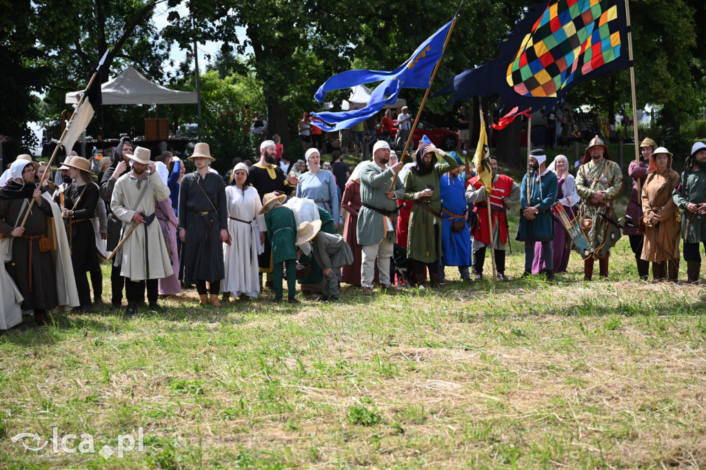 Legnickie Pole 1241 edycja 2015 rozpoczęta paradą