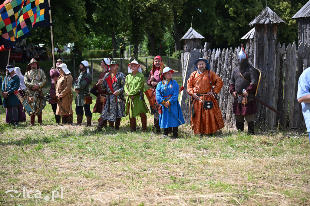 Legnickie Pole 1241 edycja 2015 rozpoczęta paradą