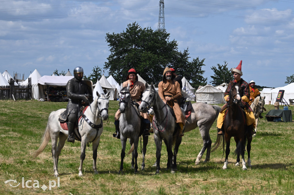 Legnickie Pole 1241 edycja 2015 rozpoczęta paradą