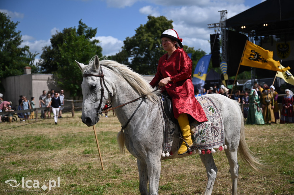 Legnickie Pole 1241 edycja 2015 rozpoczęta paradą