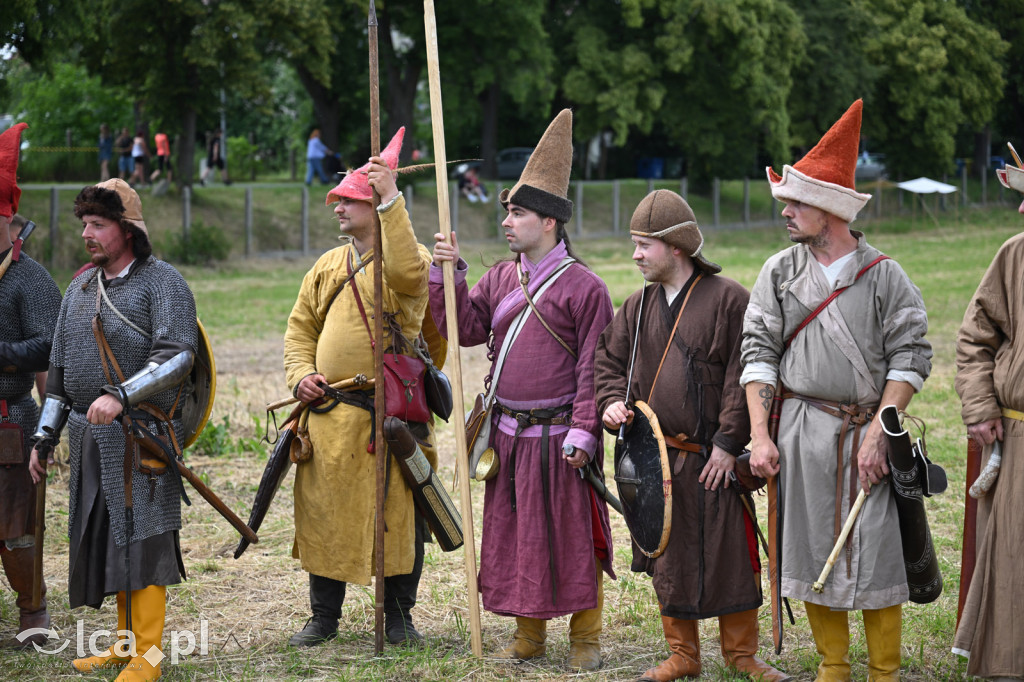 Legnickie Pole 1241 edycja 2015 rozpoczęta paradą