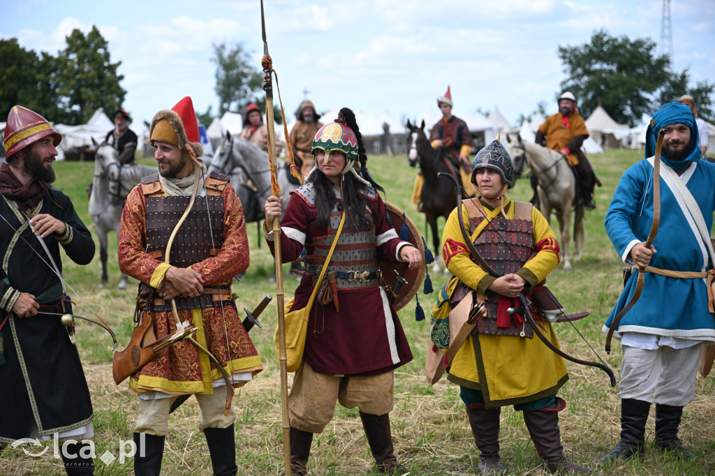 Legnickie Pole 1241 edycja 2015 rozpoczęta paradą