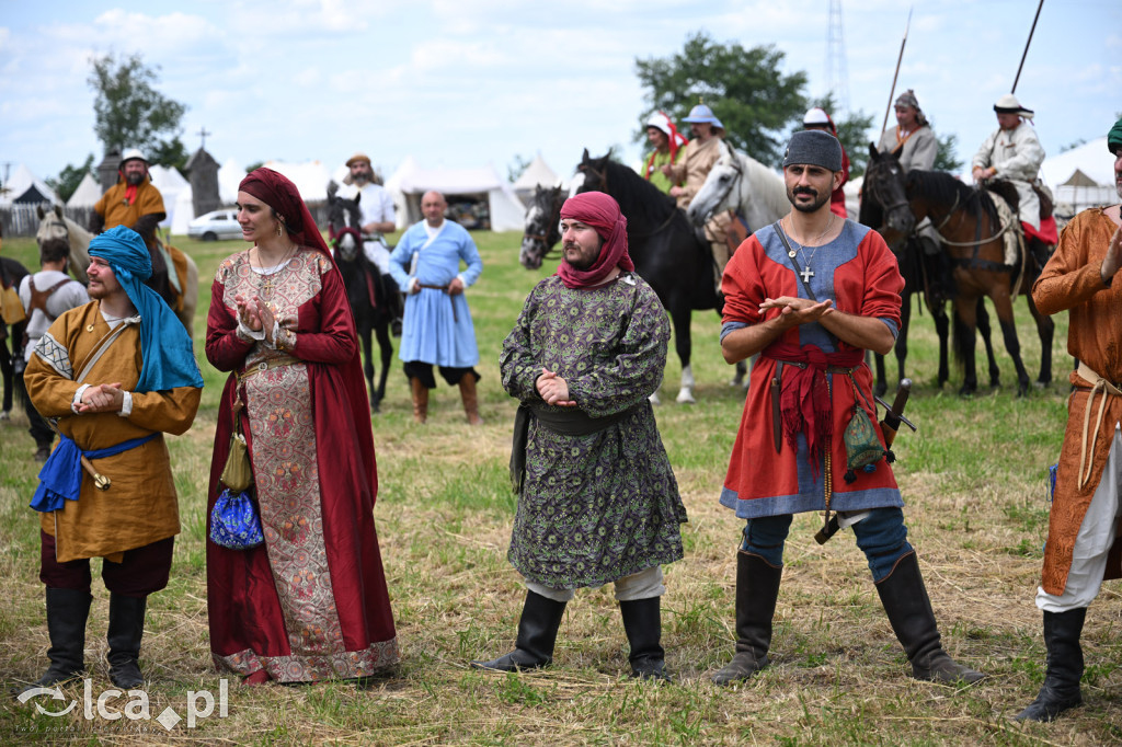 Legnickie Pole 1241 edycja 2015 rozpoczęta paradą