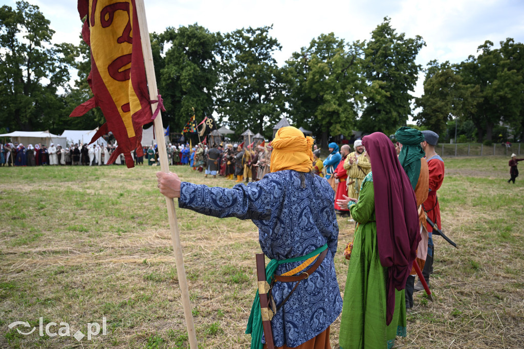 Legnickie Pole 1241 edycja 2015 rozpoczęta paradą