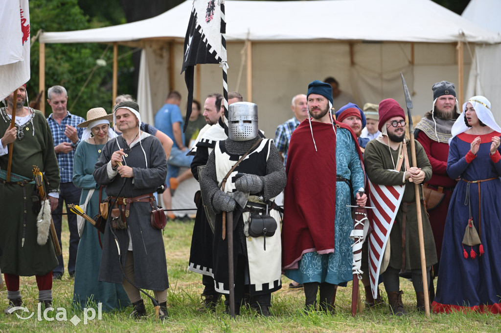 Legnickie Pole 1241 edycja 2015 rozpoczęta paradą