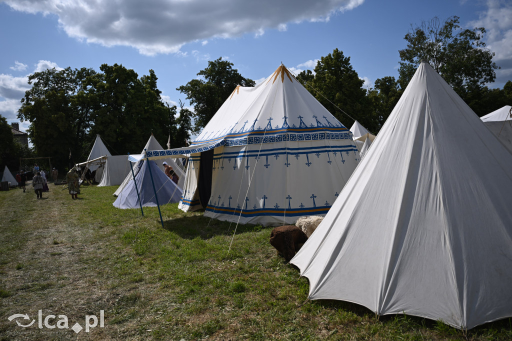 Legnickie Pole 1241 edycja 2015 rozpoczęta paradą