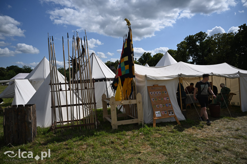 Legnickie Pole 1241 edycja 2015 rozpoczęta paradą