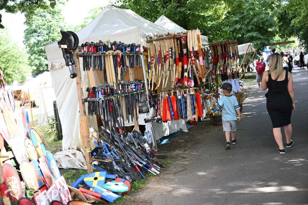 Legnickie Pole 1241 edycja 2015 rozpoczęta paradą