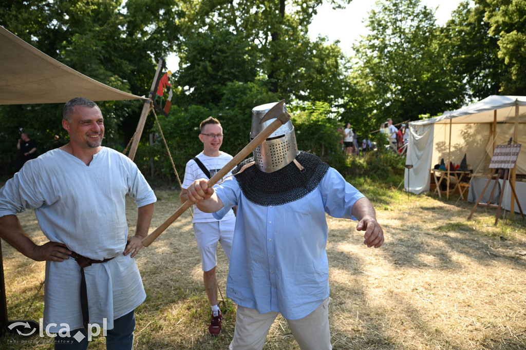 Legnickie Pole 1241 od innej strony