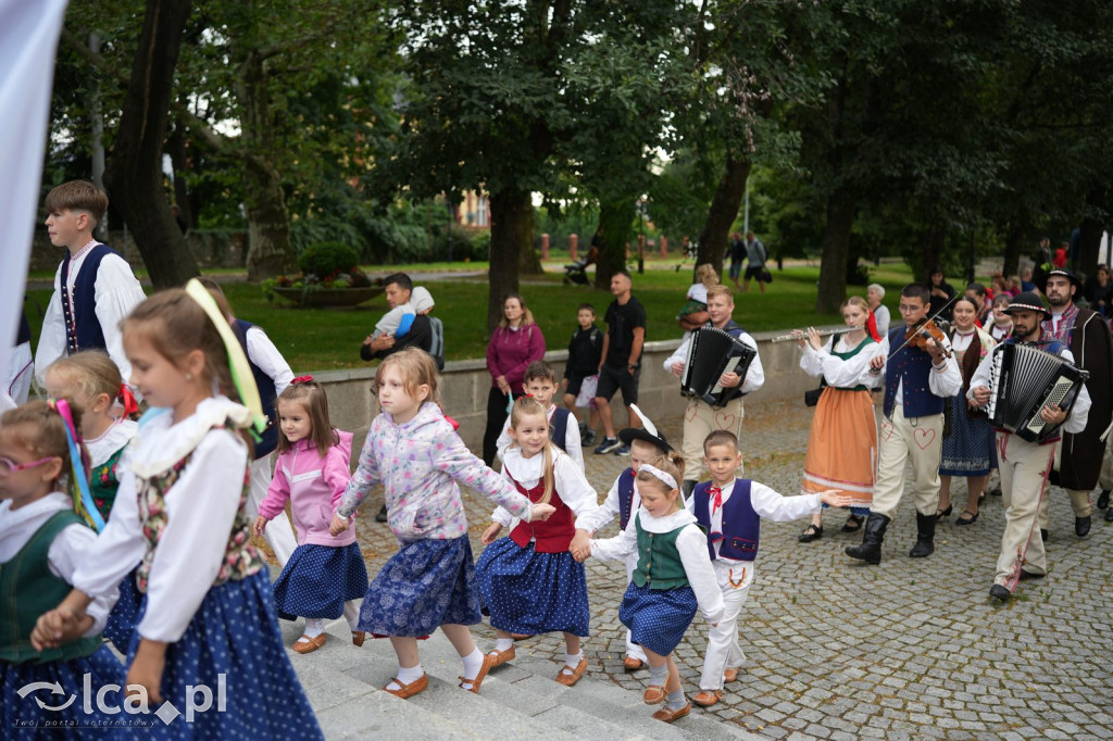 Tańce, dźwięki, tradycje. Ruszył Świat pod Kyczerą