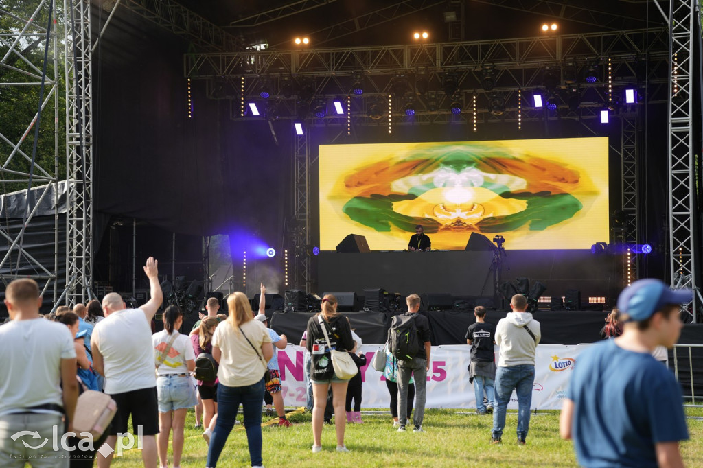 Piątek pod znakiem DJ-ów i klubowych brzmień