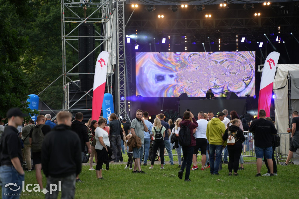 Piątek pod znakiem DJ-ów i klubowych brzmień