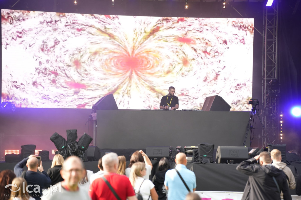Piątek pod znakiem DJ-ów i klubowych brzmień