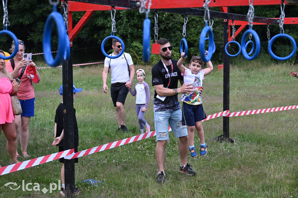 Blisko 400 dzieciaków przejęło tor przeszkód