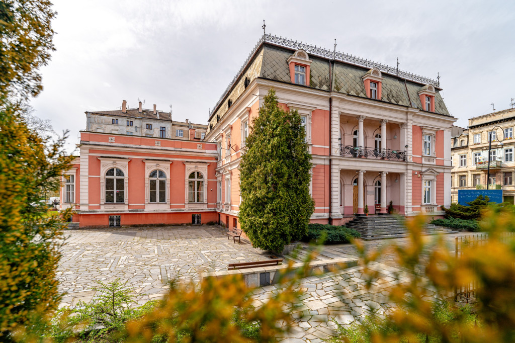 Zabytkowa willa wciąż czeka na nabywcę