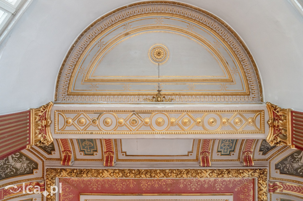 Zabytkowa willa wciąż czeka na nabywcę