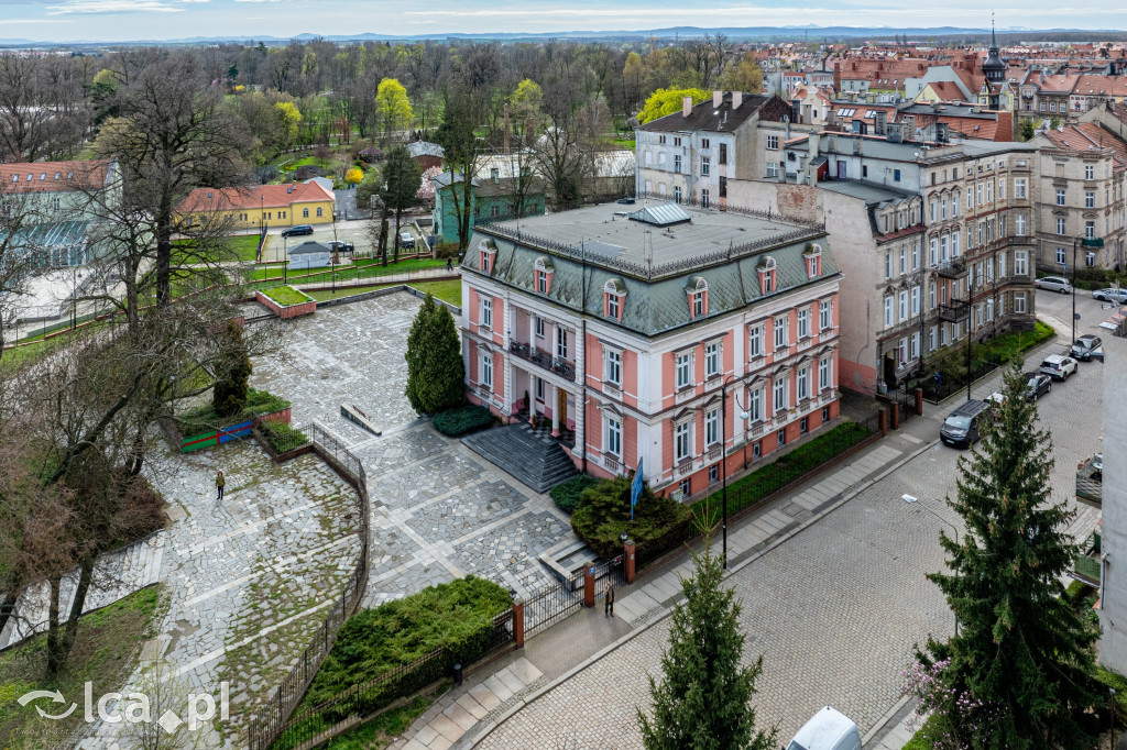 Zabytkowa willa wciąż czeka na nabywcę