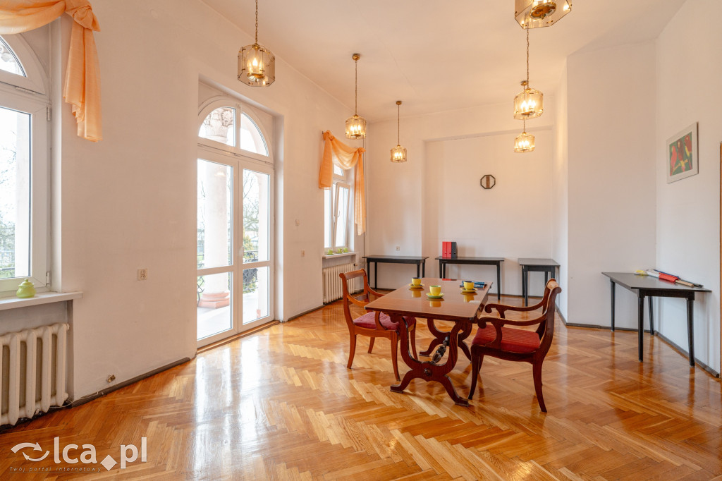 Zabytkowa willa wciąż czeka na nabywcę