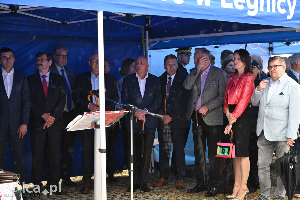 Nowoczesne karetki trafiły do Legnicy i regionu