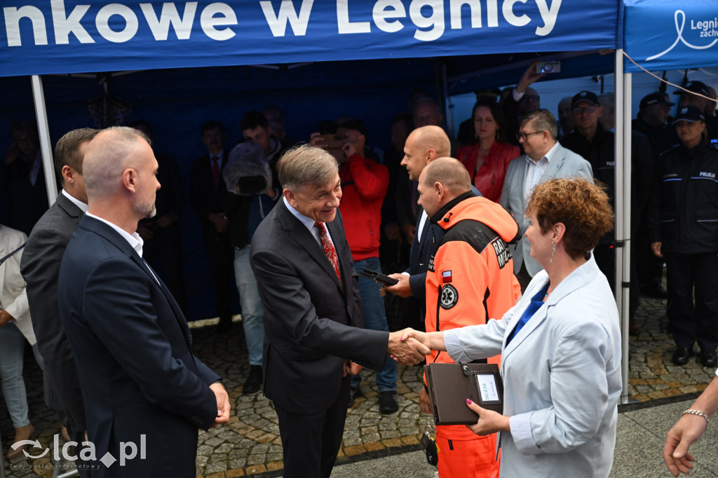Nowoczesne karetki trafiły do Legnicy i regionu