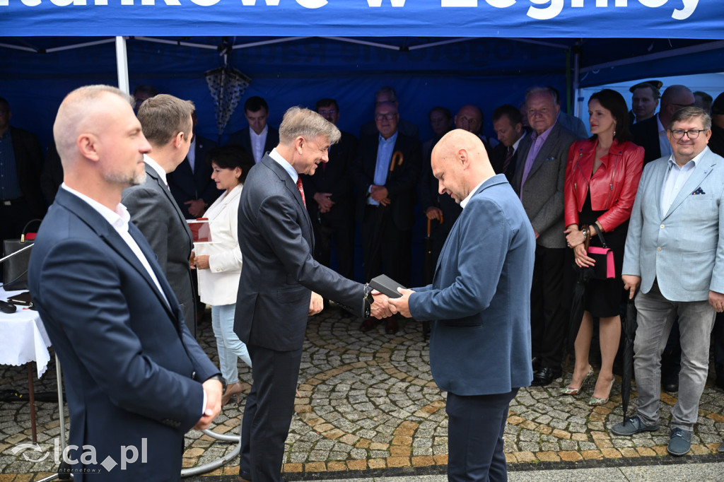 Nowoczesne karetki trafiły do Legnicy i regionu