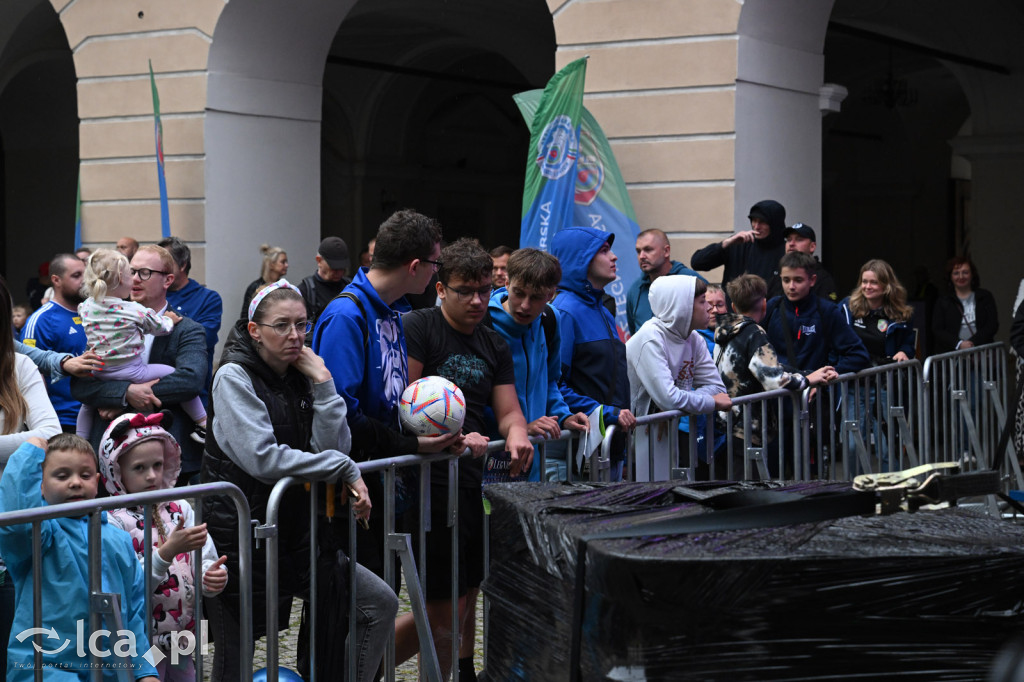 Miedź Legnica zaprezentowała drużyny