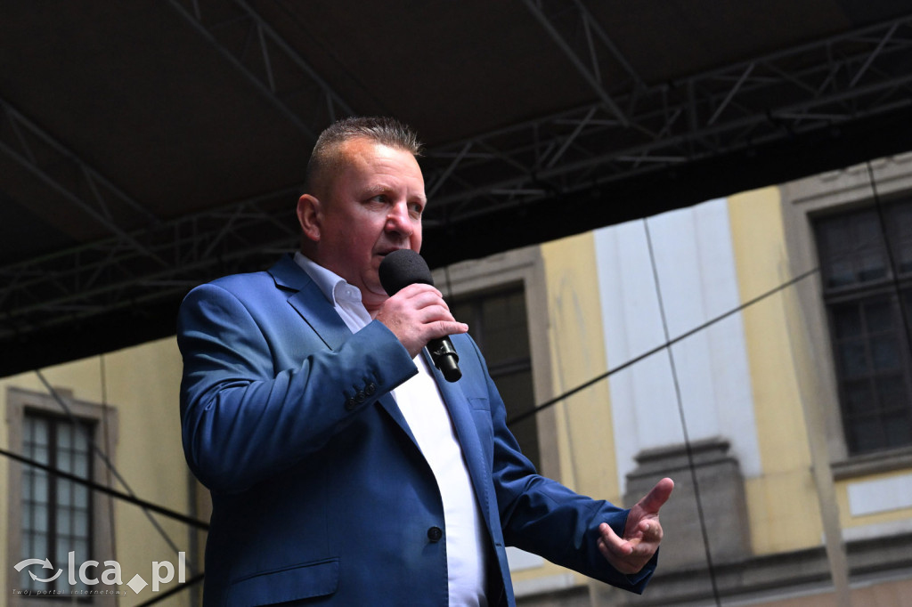 Miedź Legnica zaprezentowała drużyny