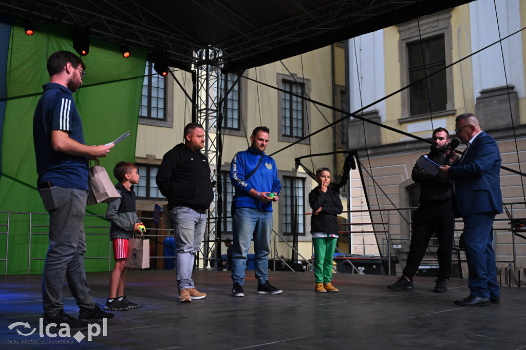 Miedź Legnica zaprezentowała drużyny