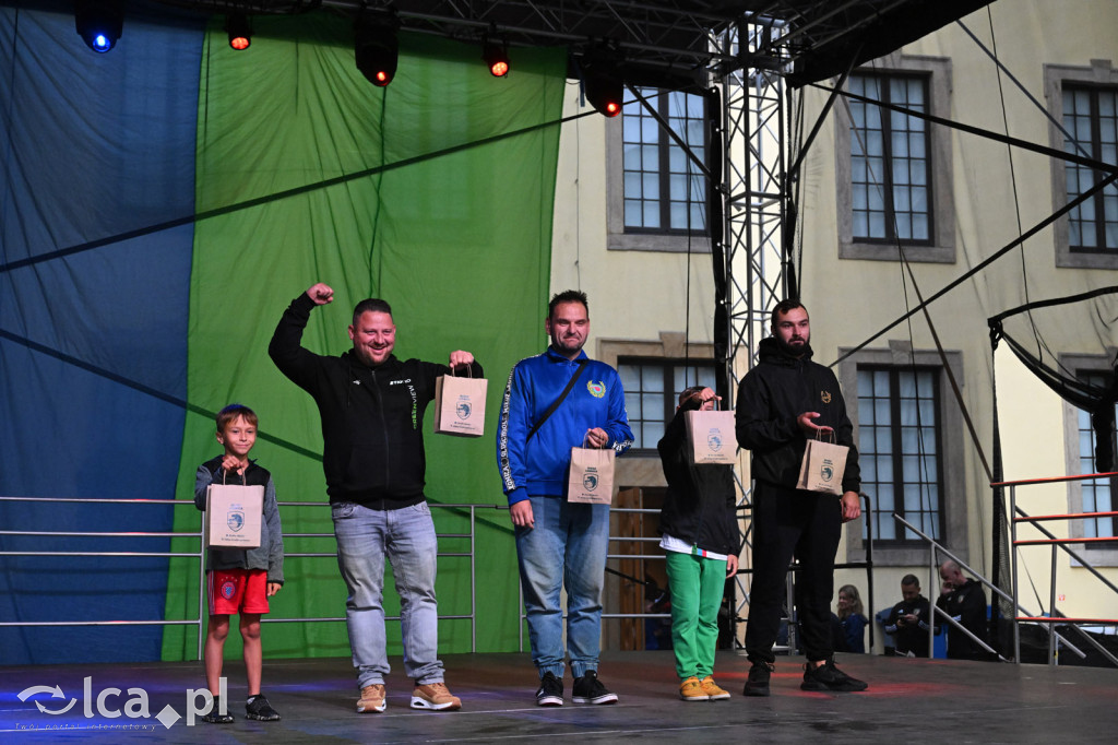 Miedź Legnica zaprezentowała drużyny