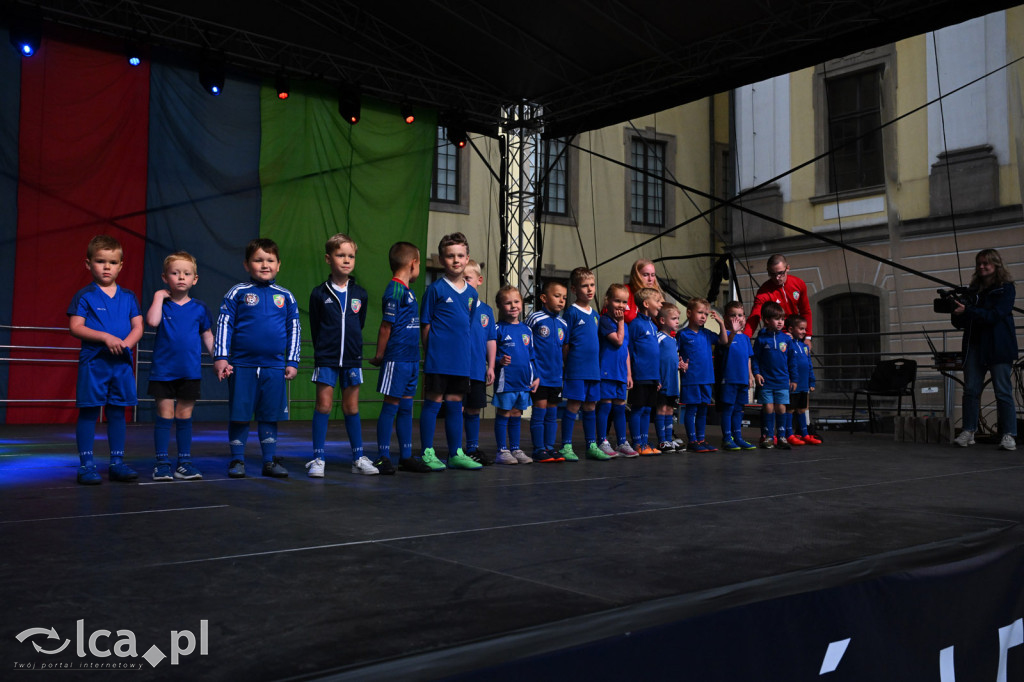 Miedź Legnica zaprezentowała drużyny