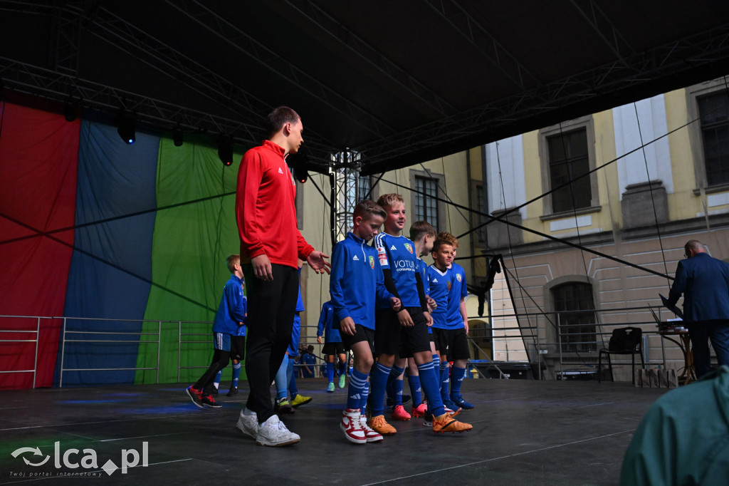 Miedź Legnica zaprezentowała drużyny