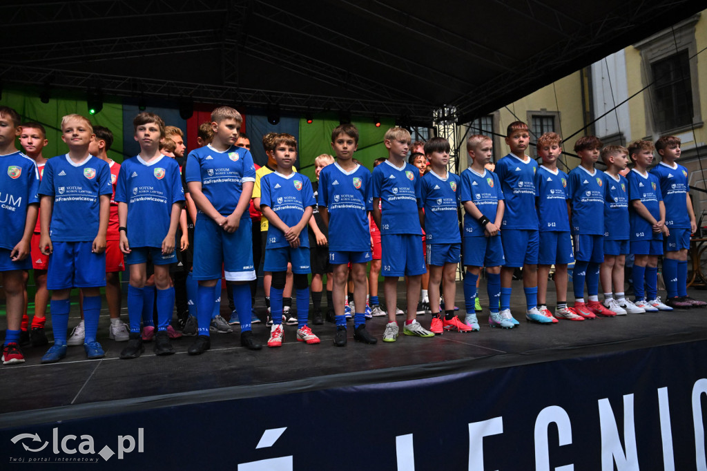 Miedź Legnica zaprezentowała drużyny