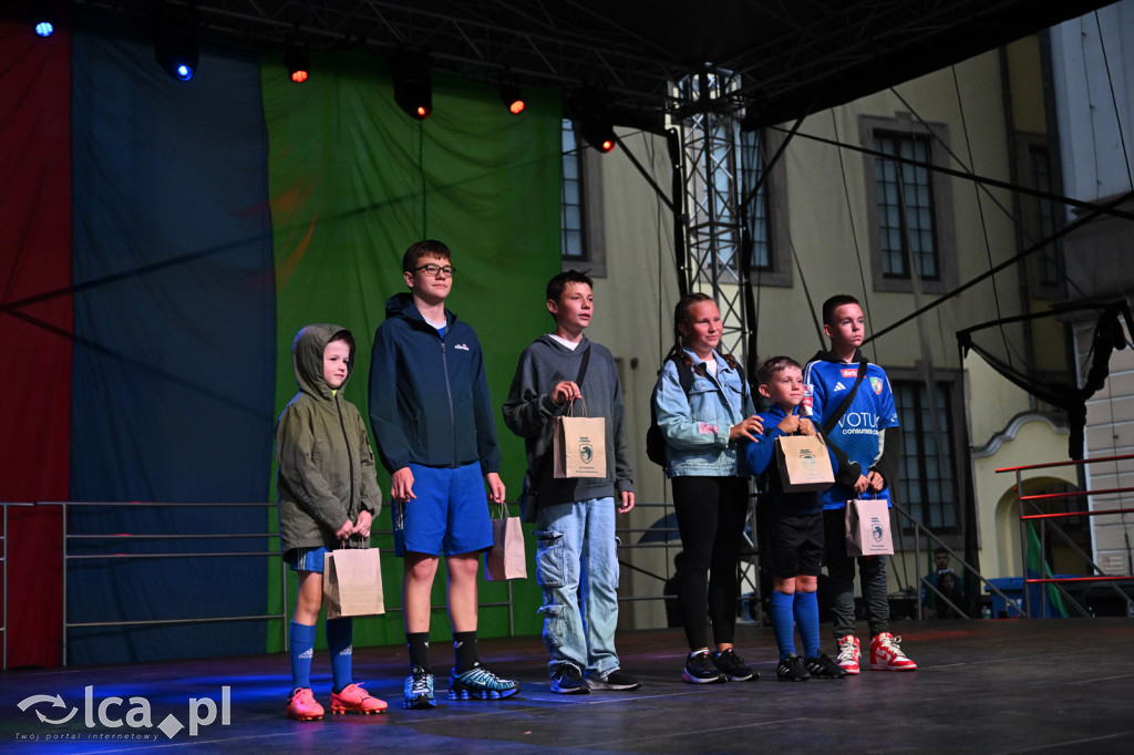 Miedź Legnica zaprezentowała drużyny