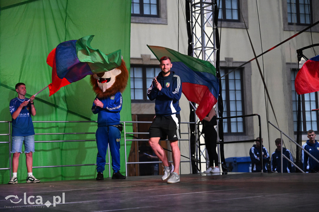 Miedź Legnica zaprezentowała drużyny