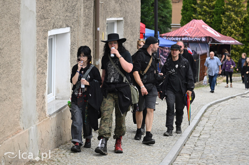 Zobacz, jak wygląda czarna strona piękna