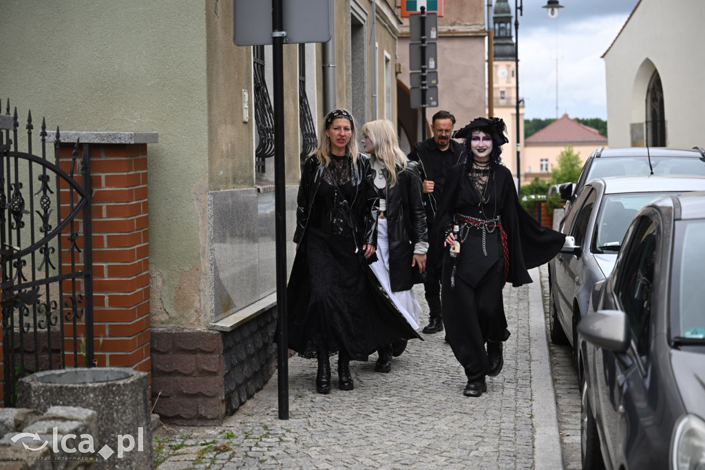 Zobacz, jak wygląda czarna strona piękna