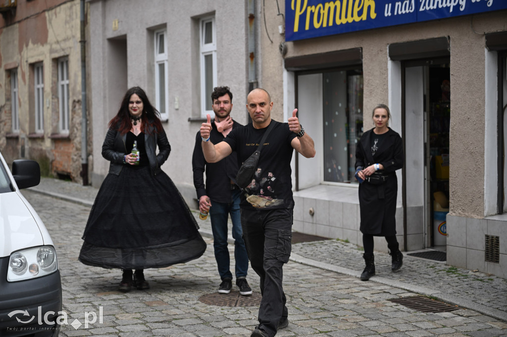 Zobacz, jak wygląda czarna strona piękna